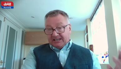 هل يقود النفط موجة إعادة تسعير عالمية للطاقة؟