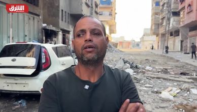 سكان غزة يتفقدون منازلهم المدمرة بعد غارات إسرائيلية ليلية
