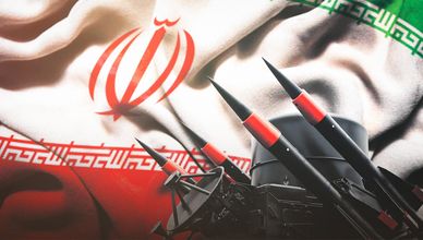 واشنطن والملف الإيراني.. بين التصعيد والدبلوماسية