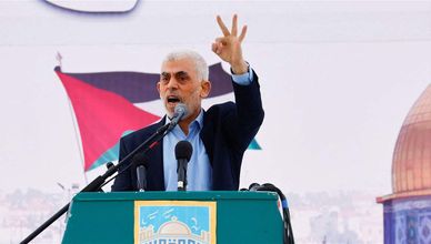 القيادي في حماس حسام بدران لـ"الشرق": لا تنازل عن عودة النازحين ووقف الحرب