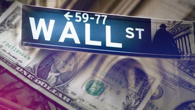 "وول ستريت" تحت ضغط الحرب.. والدولار يعود ملاذا آمنا