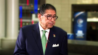 هشام عز العرب لـ"الشرق": المركزي المصري غير مُسَيَّس وإطلاق بنك رقمي جديد