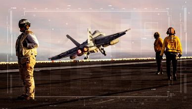 مواجهة إيران.. تهديدات أميركية وحركة في مضيق هرمز