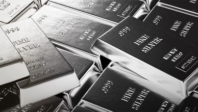 الفضة.. بين الصعود القياسي وجني الأرباح المحتمل