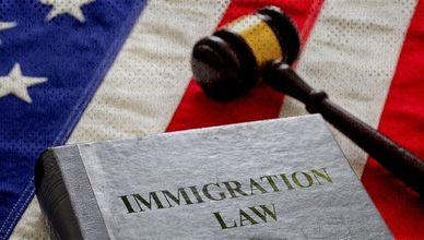 أميركا تجمد الهجرة.. وأوبك بلس تواصل ضبط انتاج النفط