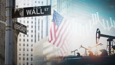 "وول ستريت" تتكبد أكبر خسارة أسبوعية.. والنفط تحت الضغط