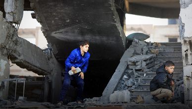 طفولة غزة تحت الركام.. الحرب تخلف أجيالاً بحاجة لدعم نفسي