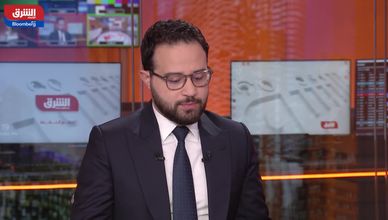 الذهب يتراجع من القمة.. هل يعود سريعا؟