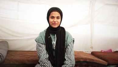 طفولة تحت الركام.. رهف بدر تحمل وصية أمها بعد فقدان والديها