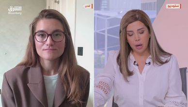 برنت يرتد نحو 105 دولارات.. والتهدئة تختبر علاوة المخاطر