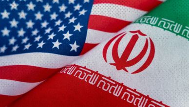 إيران تعترض على عقوبات واشنطن.. واتفاق أميركي أوكراني مرتقب حول المعادن