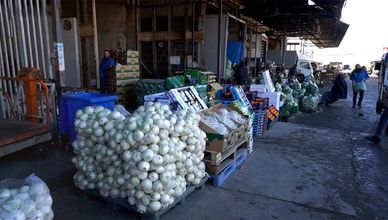 عراقيون يتخوفون بشأن نقص السلع وارتفاع الأسعار