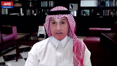 "أرامكو" تراجع أسعارها وسط تقلبات السوق العالمية