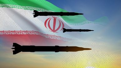 الصراع الإيراني-الإسرائيلي يدخل أسبوعه الدامي.. وخامنئي يرسم الخطوط الحمر