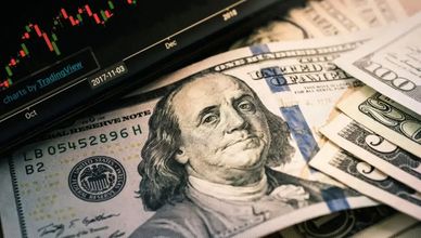 مخاطر الطاقة تتصاعد.. وصعود الدولار يفاقم الضغوط التضخمية