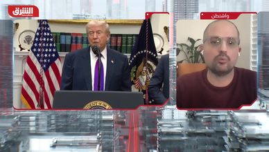 إدارة ترمب تستغل الثغرات لإثارة مخاوف المولودين بالخارج