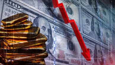 الذهب يرتفع والدولار يتراجع وسط مخاوف تضخم وضبابية الفائدة