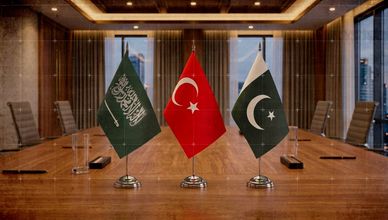 توقيع اتفاقية مكة للدفاع.. وتكامل القدرات العسكرية بالسعودية