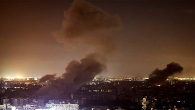 ضغوط سياسية لإنهاء الحرب.. والعمليات العسكرية تتصاعد بلبنان