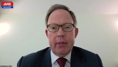 الخليج أكثر مرونة لكن هرمز يضغط على الاقتصاد