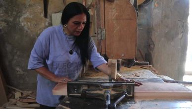 سيدة النجارة