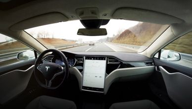 ثغرات ذاتية القيادة.. هل تدفع شركات السيارات ثمن الرفاهية الرقمية؟