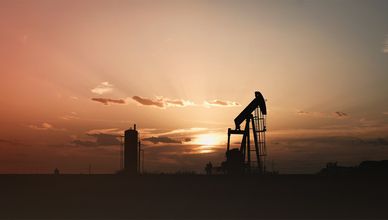 ضغوط على النفط الصخري الأميركي مع اقتراب اجتماع أوبك+