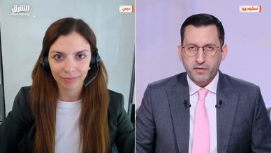 تراجع الإيرادات النفطية يدفع العراق لخفض قيمة الدينار