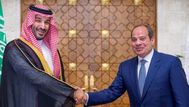 مصر والسعودية تعززان الاستثمارات والأسواق تترقب الفيدرالي