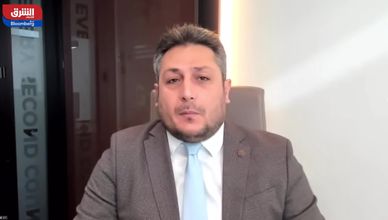 الذهب والفضة يقفزان بدعم التوترات الجيوسياسية والرسوم الجمركية