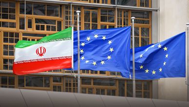 إيران والترويكا الأوروبية.. الملف النووي والعقوبات