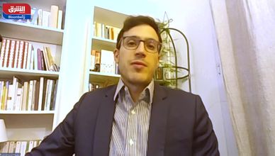 هل يستمر الضغط على أسعار النفط وسط تذبذب الإنتاج العالمي؟