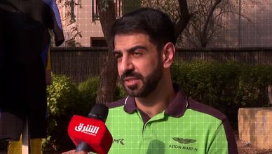 فيصل يتحدى الإعاقة ويغوص لحماية بيئة مسندم البحرية