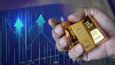 الذهب يرتفع والدولار تحت الضغط وسط تفاؤل الأسواق المالية