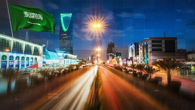 تأكيد سعودي على أهمية العلاقات مع الإمارات.. وحشد عسكري أميركي بالمنطقة