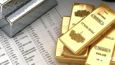 "وول ستريت" حائرة.. والمعادن والنفط يواصلان الصعود