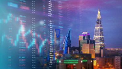 الأسهم السعودية تتماسك فوق 11 ألف نقطة.. والسياحة تفتح آفاق الاستثمار