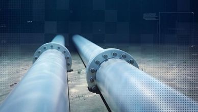 مضيق هرمز وسط الصراع.. وتفوق سعودي بخطوط أنابيب البحر الاحمر