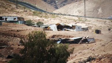 قرية المليحات بالضفة الغربية.. مستوطنون يسيطرون ومجتمع يعاني