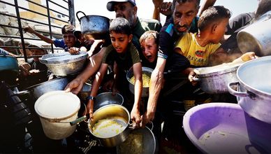 اليونيسف: الجوع والحرب يعيشان ملايين الأطفال في 2025