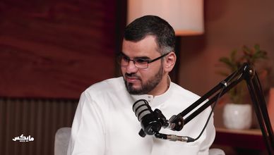 في بلاط الملوك والخلفاء.. المتنبي يواجه تناقضاته