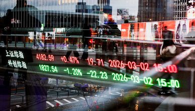 تفاؤل دبلوماسي يدعم آسيا.. والنفط يرتفع مع ضبابية هرمز