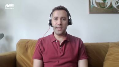 النفط بين الطلب والاضطرابات.. من يقود الأسعار؟