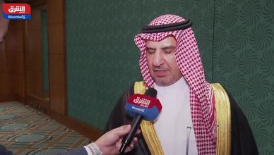 "المطاحن الرابعة" تعلن استمرار الدعم الحكومي.. وتحسن المعنويات يدعم النفط