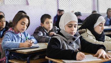 ضغوط الإنفلونزا تربك تعليم الأنبار.. ونقص التمويل يحد من قدرة المستشفيات