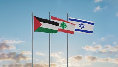 النازحون يعودون إلى غزة.. ولبنان يحذر من الغارات الإسرائيلية