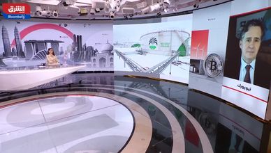 أسواق النفط بين فائض الإمدادات ومخاطر السياسة والجغرافيا