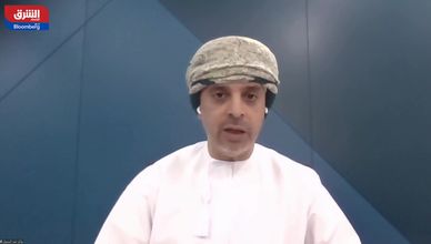 تذبذب النفط يثقل السوق السعودية.. والبنوك تصمد بتوزيعات قوية