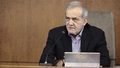 بيزشكيان يعلن بدء عمل مجلس القيادة الإيراني.. واستمرار الضربات بين إيران وإسرائيل