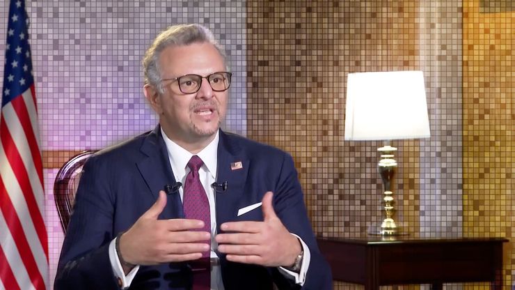 كبير مستشاري ترمب لشؤون إفريقيا لـ"الشرق": رفض قاطع لأي حكومات موازية بالمنط